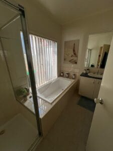 Photo of a bathroom that isn't accessible